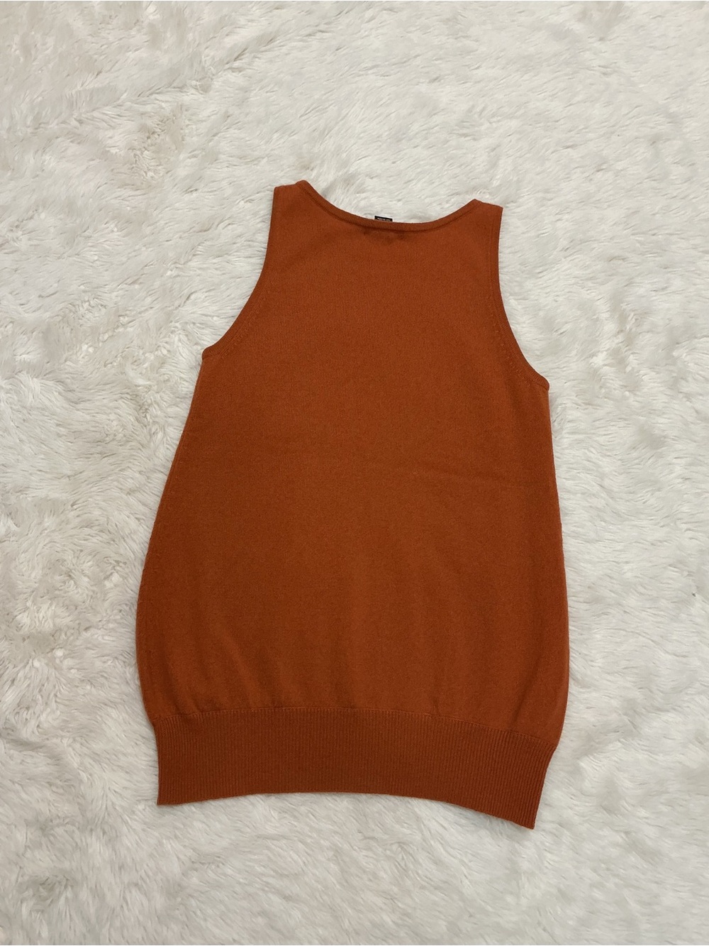 Holt Renfrew - 100% Cashmere - Sleeveless Knit Tank Top - Rust - Picture 6 of 6